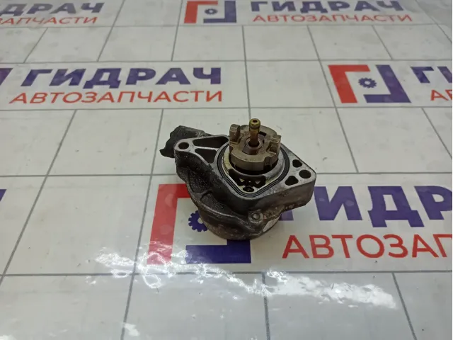 Насос вакуумный Land Rover Range Rover Sport LR010690
