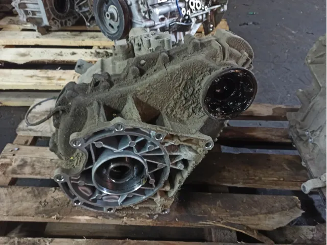 Раздаточная коробка Land Rover Range Rover Sport LR023011