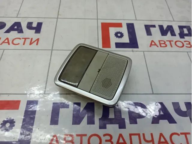 Плафон салонный правый Land Rover Range Rover Sport