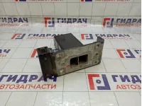 Кронштейн усилителя переднего бампера правый Land Rover Range Rover Sport CPLA103A32AC