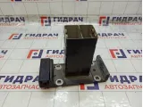 Кронштейн усилителя переднего бампера правый Land Rover Range Rover Sport CPLA103A32AC