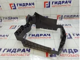 Кронштейн интеркулера левый Land Rover Range Rover Sport CPLA9Y475AD