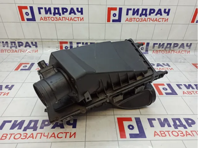 Корпус воздушного фильтра левый Land Rover Range Rover Sport CPLA9601DA