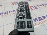 Блок управления климатической установкой Land Rover Range Rover (L322) JFC500590LZL