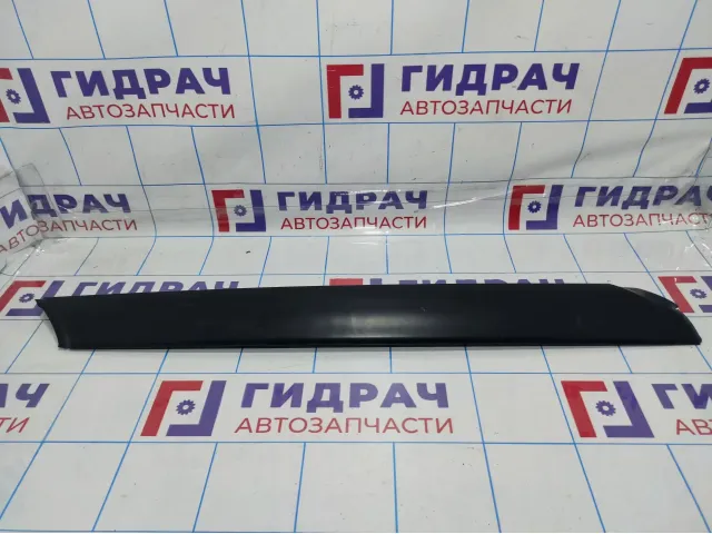 Накладка лобового стекла левая Land Rover Range Rover (L322) DCB500172PNP