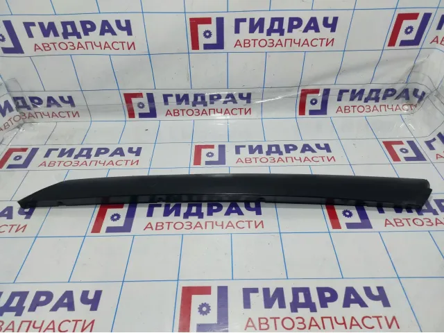 Накладка лобового стекла правая Land Rover Range Rover (L322) DCB500162PNP