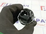 Кнопка открывания бардачка Land Rover Range Rover (L322) YUH500150MBM