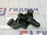 Кронштейн переднего бампера правый Land Rover Range Rover (L322) DPL500060