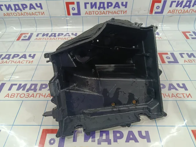 Корпус блока управления двигателем Land Rover Range Rover (L322) YPC501820