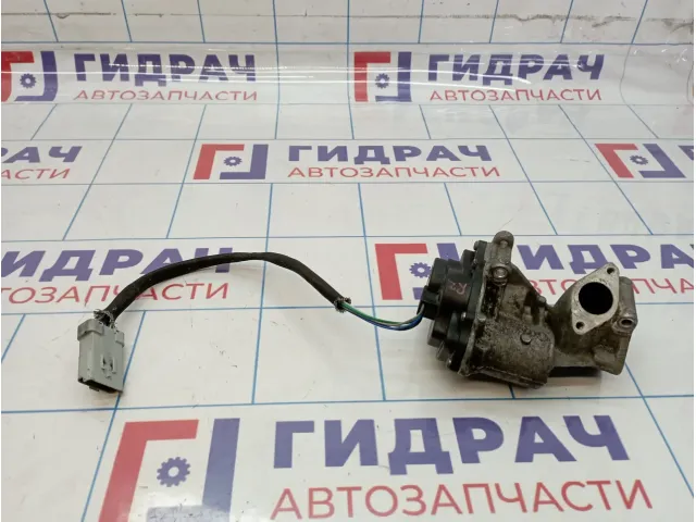 Клапан рециркуляции выхлопных газов правый Land Rover Range Rover (L322) LR003829