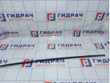 Накладка стекла заднего правого наружная Land Rover Range Rover (L322) CGE000642