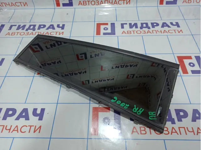 Стекло двери задней правой форточка Land Rover Range Rover (L322) LR040922