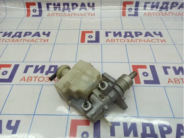 Цилиндр тормозной главный Land Rover Range Rover (L322) SJJ500060