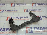 Кронштейн накладки двигателя Land Rover Range Rover (L322) LR005823