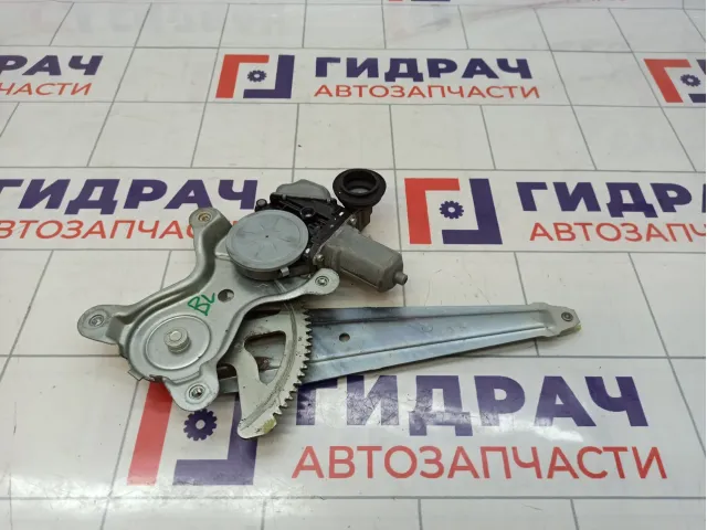Стеклоподъемник электрический задний левый Lexus GS450h (L10) 69804-33050