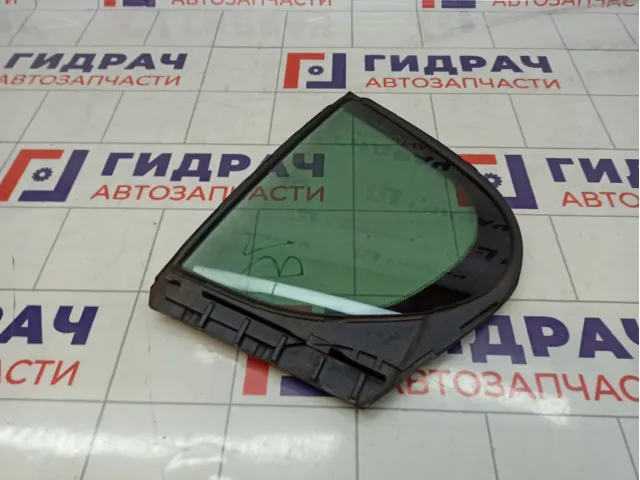 Стекло двери задней левой (форточка) Lexus GS450h (L10) 68124-30580