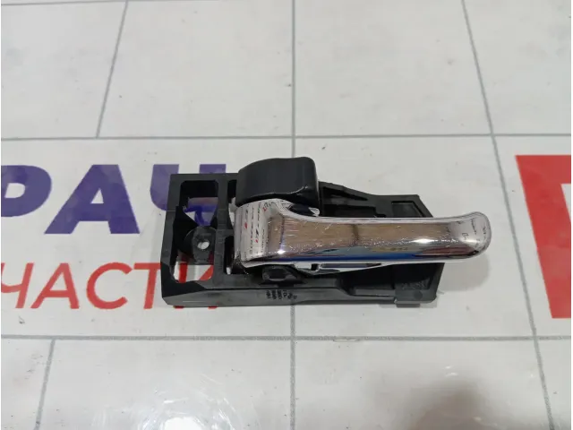 Ручка двери внутренняя левая Lexus IS 6920647010C0
