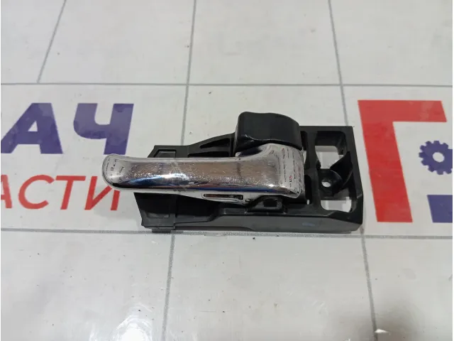 Ручка двери внутренняя правая Lexus IS 6920547010C0
