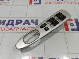 Блок управления стеклоподъемниками Lexus IS 8404053011