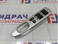 Блок управления стеклоподъемниками Lexus IS 8404053011