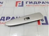 Накладка кнопки стеклоподъемника передней левой Lexus IS 7423253060