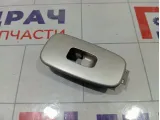 Накладка кнопки стеклоподъемника задней Lexus IS 7427153010
