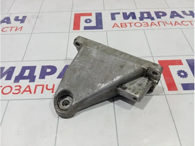 Кронштейн двигателя левый Lexus IS 1231570130
