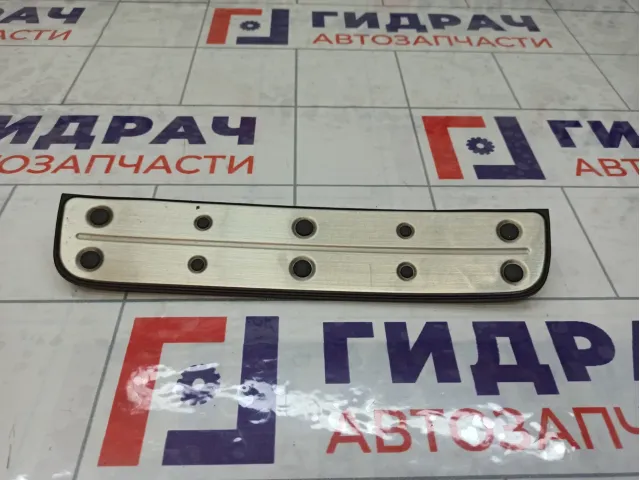 Накладка порога внутренняя задняя левая Lexus IS 6794053010