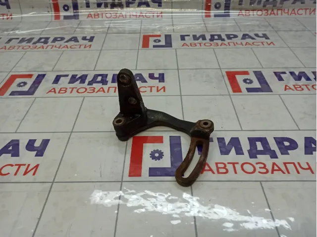 Кронштейн гидроусилителя Lexus IS