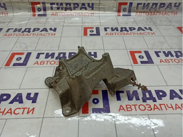 Кронштейн кондиционера Lexus IS