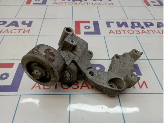 Ролик ручейкового ремня с кронштейном Lexus IS250 (XE30) 16620-31021