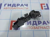 Кожух замка капота Lexus IS250 (XE30) 53525-53030