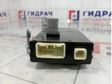 Блок электронный Lexus LX570 (J200) 89815-60130