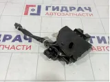 Замок багажника Lexus LX570 (J200) 69350-60150