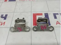 Петли двери багажника Lexus LX570 (J200)