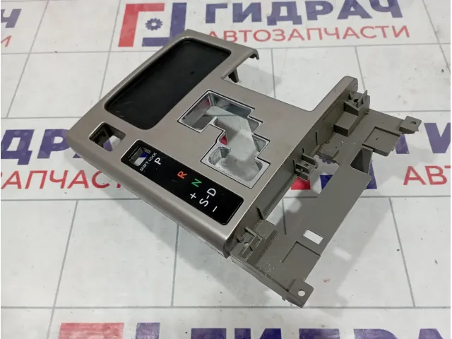 Накладка кулисы КПП Lexus LX570 (J200) 35971-60190