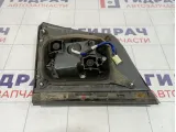Фонарь задний внутренний правый Lexus LX570 (J200) 81580-60310