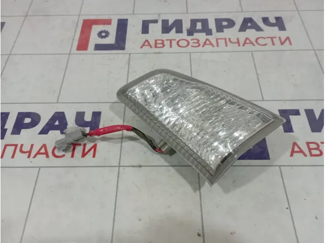 Фонарь задний левый Lexus LX570 (J200) 81681-60070