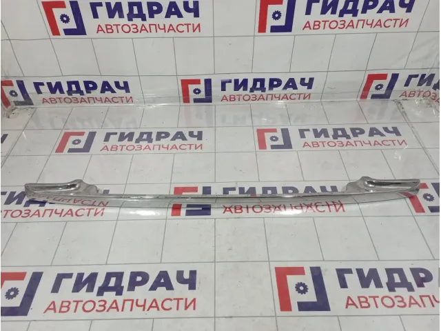 Накладка двери багажника Lexus LX570 (J200) 76801-60130