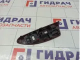 Накладка декоративная обшивки двери передней правой Lexus LX570 (J200) 74231-60760