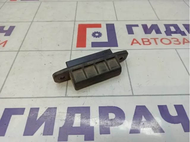 Кнопка открывания багажника Lexus LX570 (J200) 84840-28040