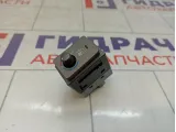 Кнопка обогрева сиденья переднего левого Lexus LX570 (J200) 84751-60130