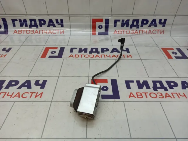 Клапан кондиционера Lexus LX570 (J200) 88515-60220