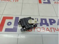 Моторчик заслонки отопителя Lexus LX570 (J200)