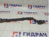 Кронштейн заднего бампера левый Lexus LX570 (J200) 52156-60110