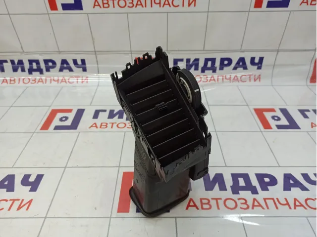 Дефлектор воздушный левый Lexus LX570 (J200) 55692-60100