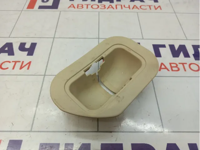 Заглушка сиденья Lexus LX570 (J200) 71695-60280