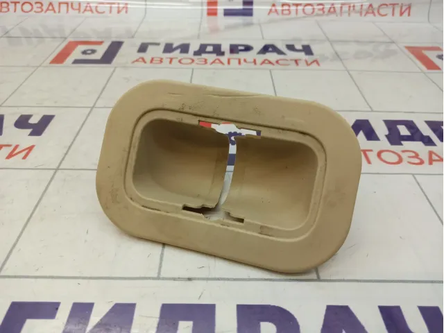 Заглушка сиденья Lexus LX570 (J200) 71696-60150