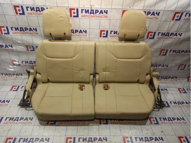 Комплект сидений Lexus LX570 (J200)