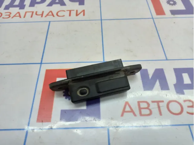 Кнопка открывания багажника Lexus RX350 (AL10) 84840-28040